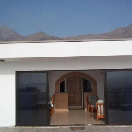 Sleeps 5 Wifi Holiday home